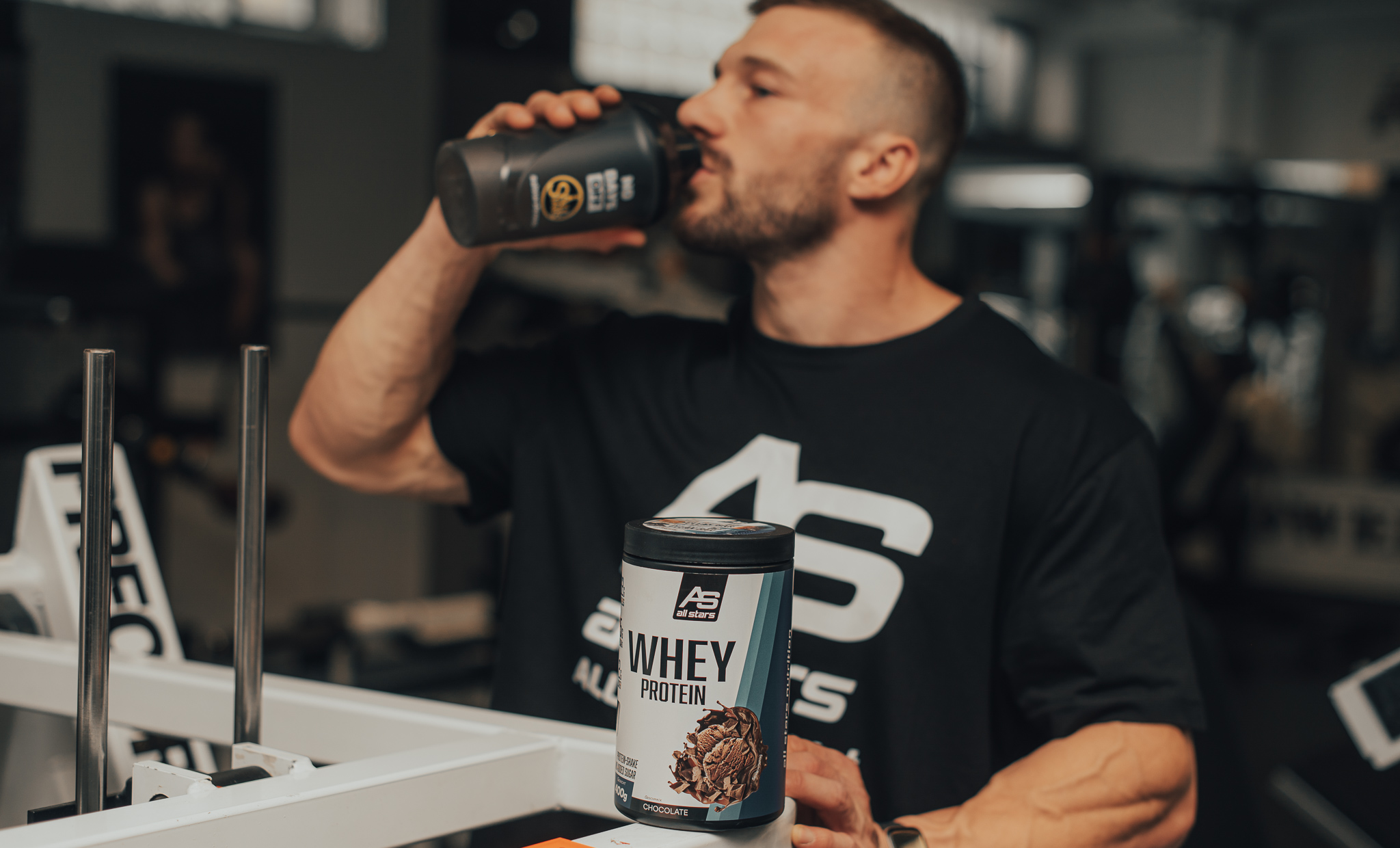 Premium Whey Protein Made in Germany All stars athlet Pascal Probst mit Whey Protein